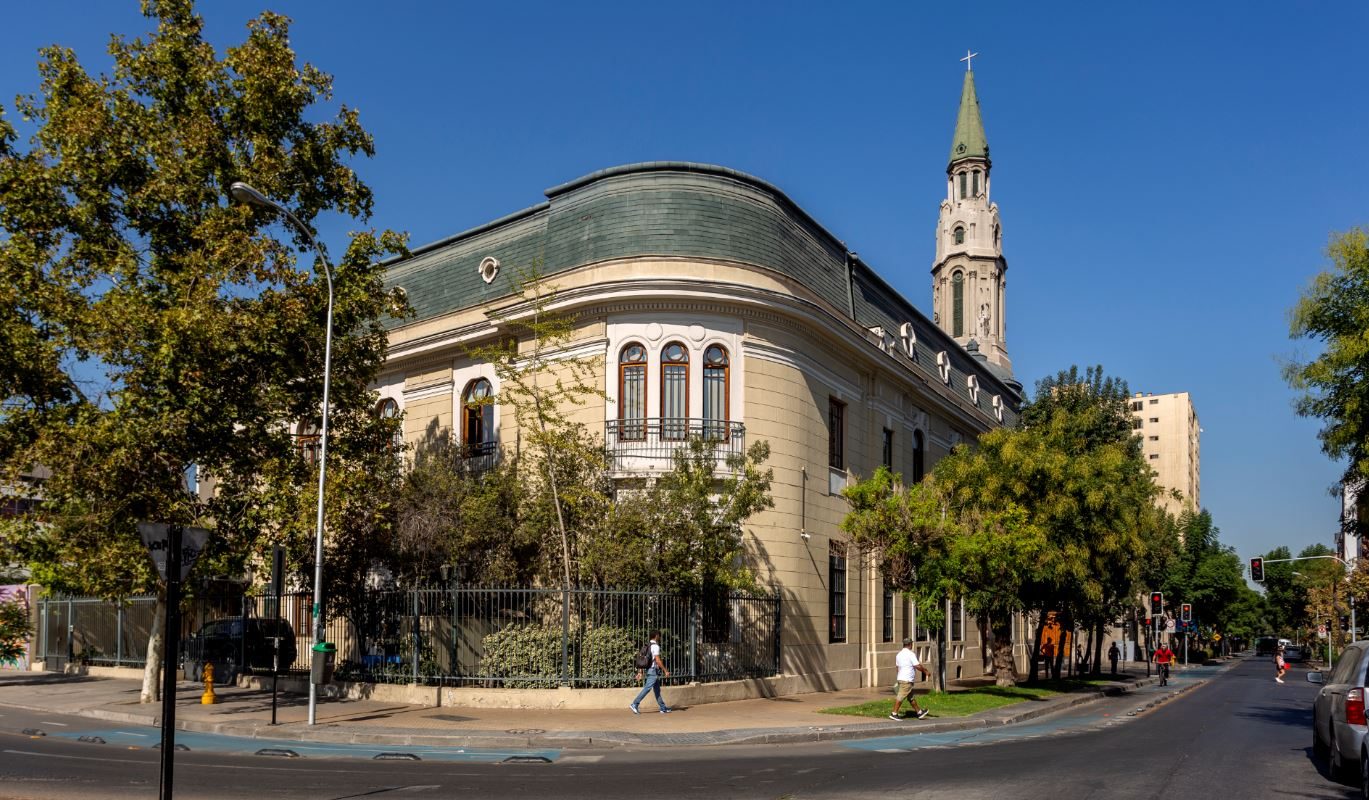 Autoridades UDP participaron en ciclo de coloquios sobre investigación en ciencias sociales en tiempos de crisis