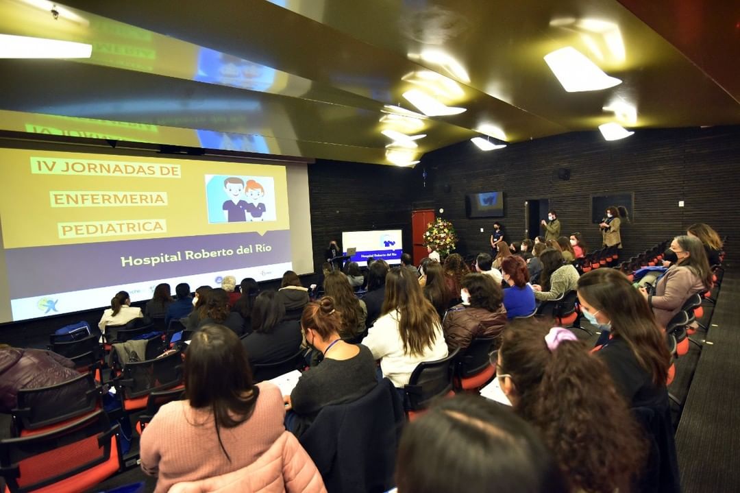 Revisa cómo fue la IV Jornada de Enfermería Pediátrica, organizada por la Escuela de Enfermería UDP en conjunto con el Hospital Roberto del Río