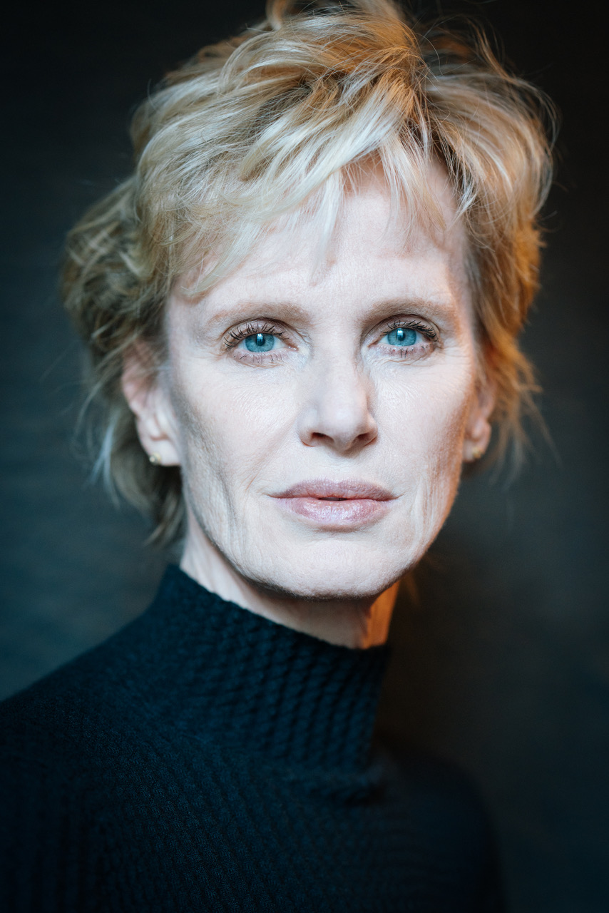 La destacada autora estadounidense Siri Hustvedt visitará la UDP