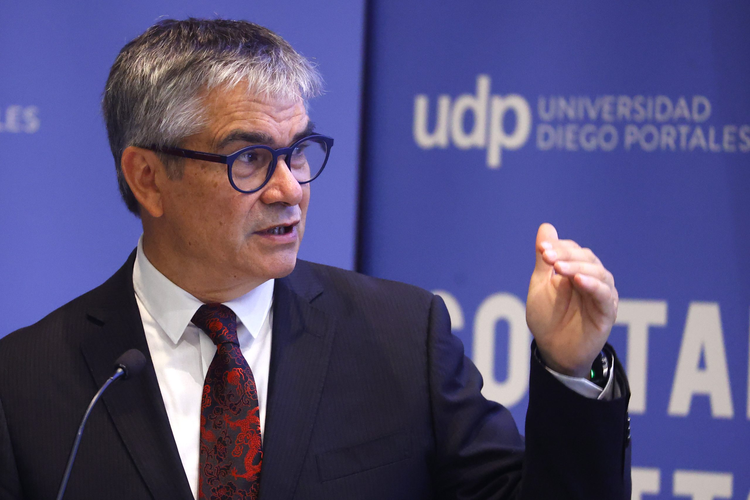 Ministro Mario Marcel inauguró el año académico en la Facultad de Administración y Economía UDP