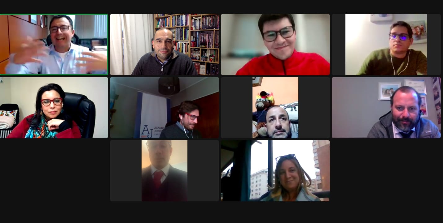 Profesor Claudio Fuentes y alumni Erick Ríos Leiva dictaron programa de capacitación en la Academia Judicial