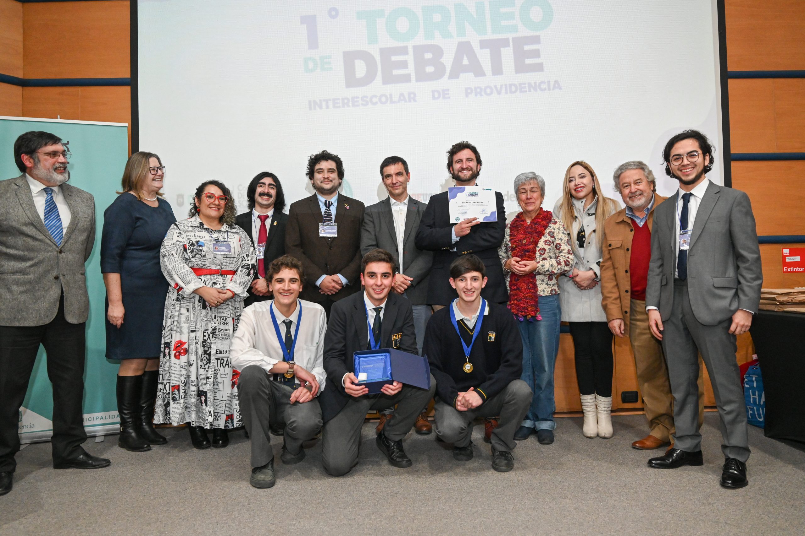 Sociedad de Debate UDP participó de la organización del Torneo Interescolar de Debate de Providencia