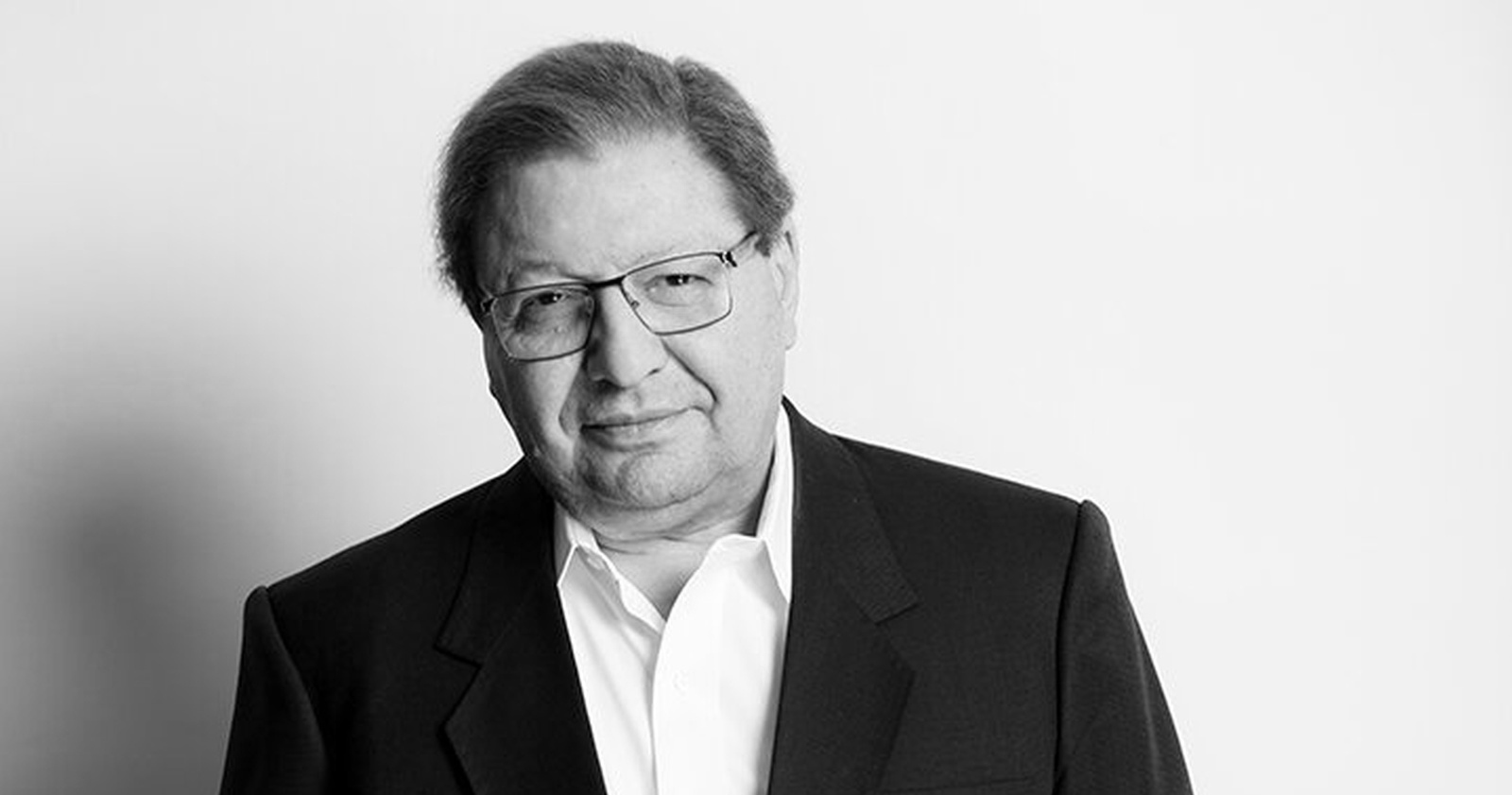 Expuestos a lo accidental: Revisa la entrevista a Ascanio Cavallo por Álvaro Matus