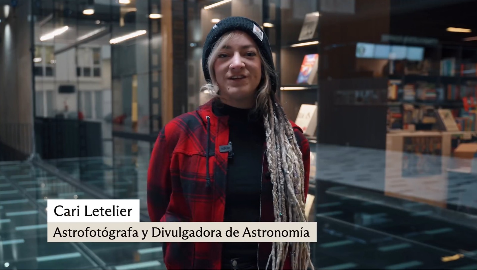 Cari Letelier, reconocida astrofotógrafa chilena, realizará charla gratuita en la UDP en contexto del Mes de la Fotografía