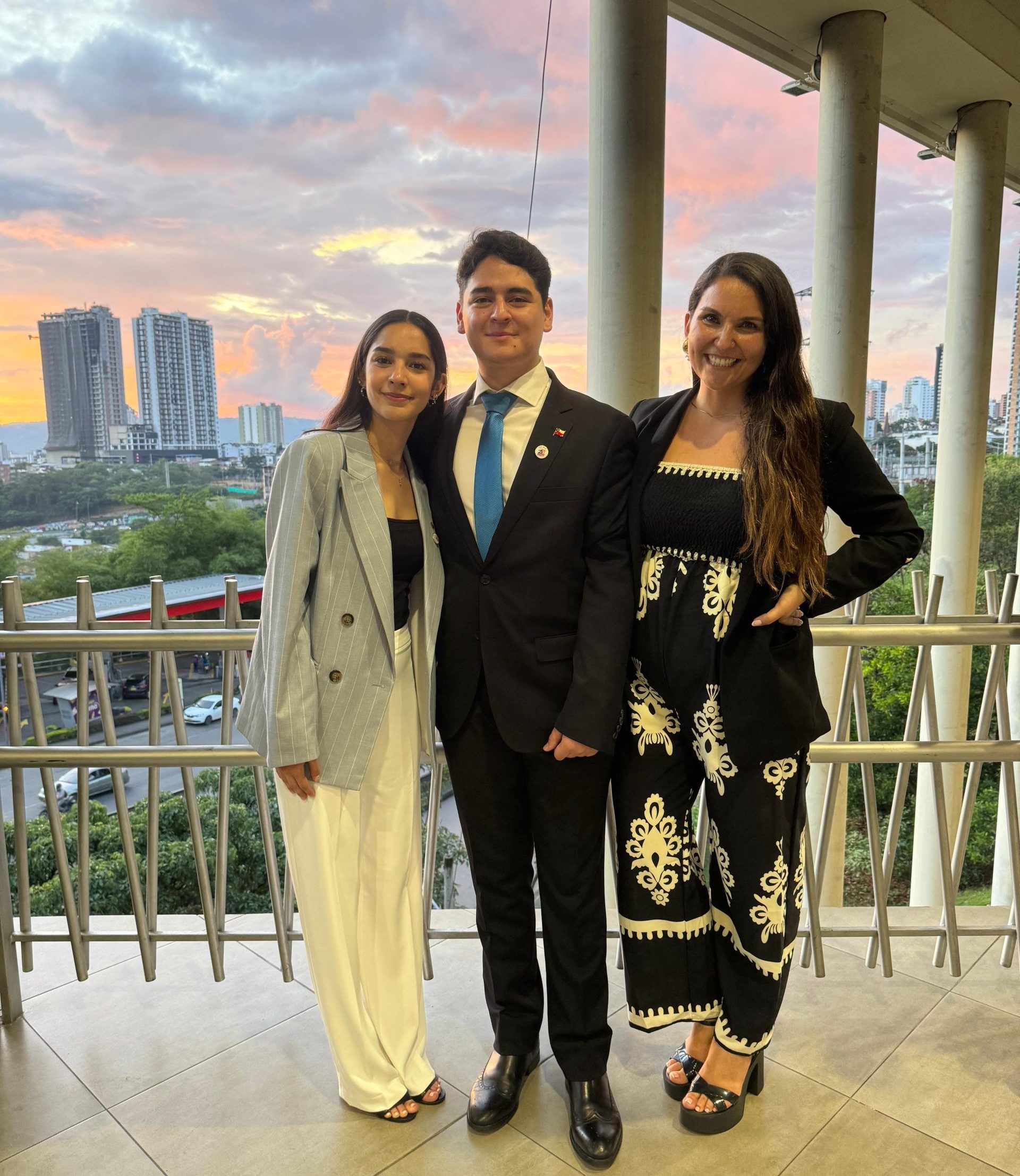 Estudiantes de Derecho UDP consiguieron 2° lugar en el XLV Congreso Colombiano de Derecho Procesal – Bucaramanga 2024