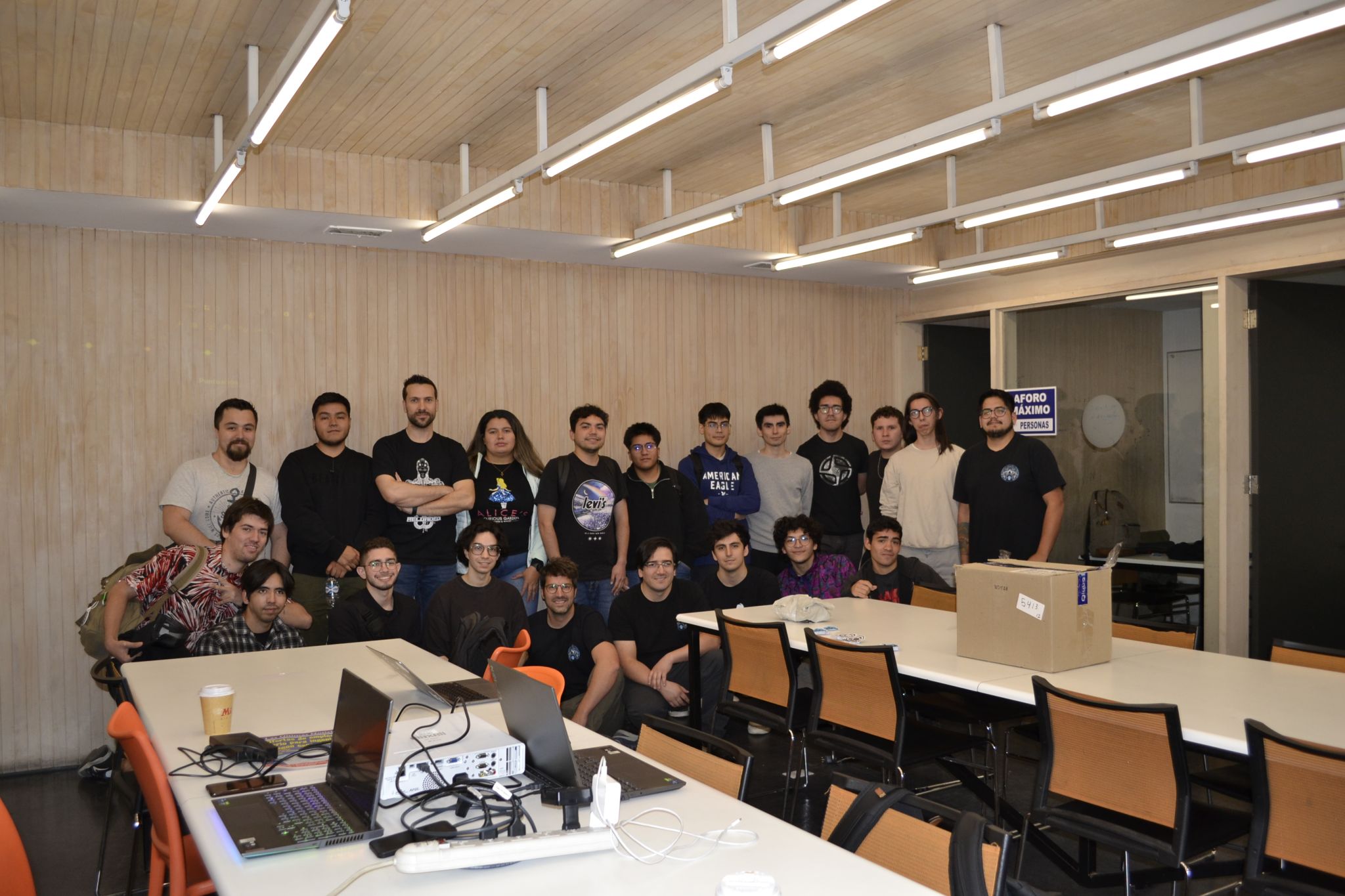 Estudiantes de la EIT participaron del Capture the Flag Dreamlab – UDP 2024