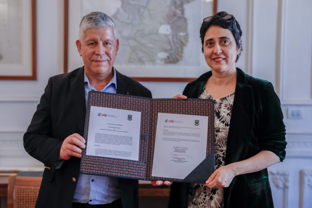 Carreras Vespertinas e INSUCO firman convenio institucional