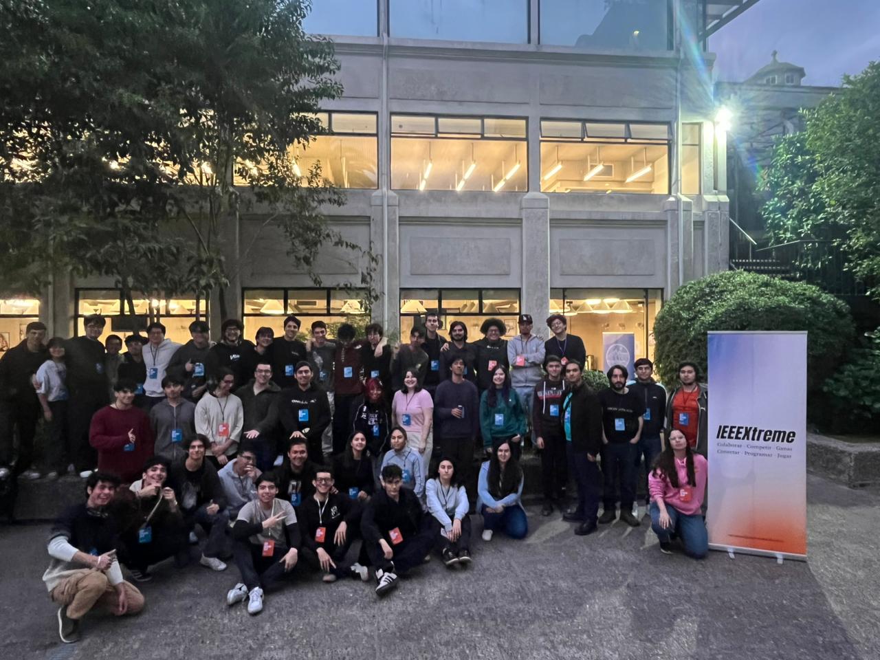 Estudiantes de la EIT organizaron la competición IEEEXtreme 19.0 en la Facultad de Ingeniería y Ciencias