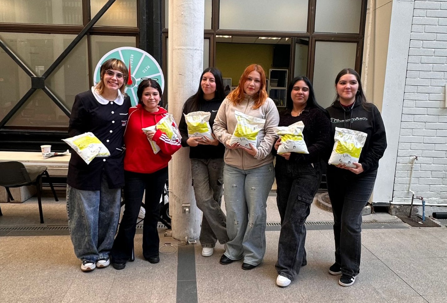 Universidad celebra el Mes del Reciclaje para concientizar sobre el manejo responsable de residuos